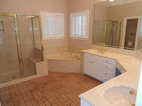 3rd image of 2919 Chardonnay Cir