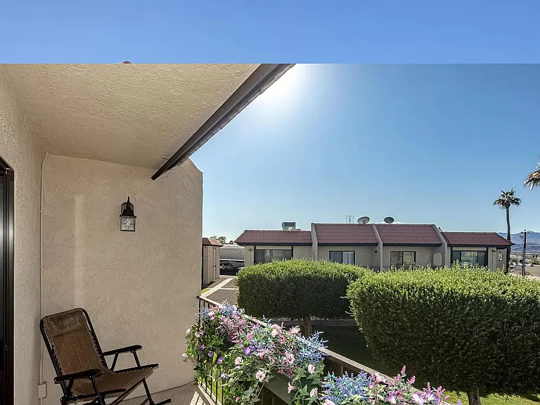 363 Lake Havasu Ave N #D — Photo 2