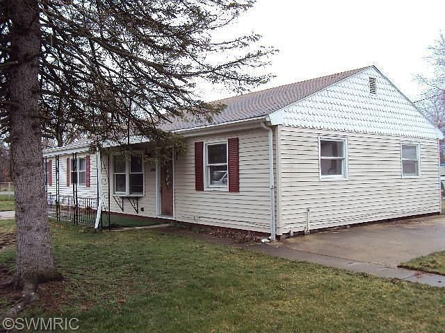 1st image of 1822 S 14th St