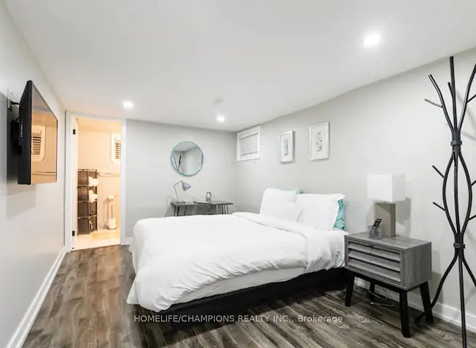 1st image of 112 Springhurst Ave #Basement