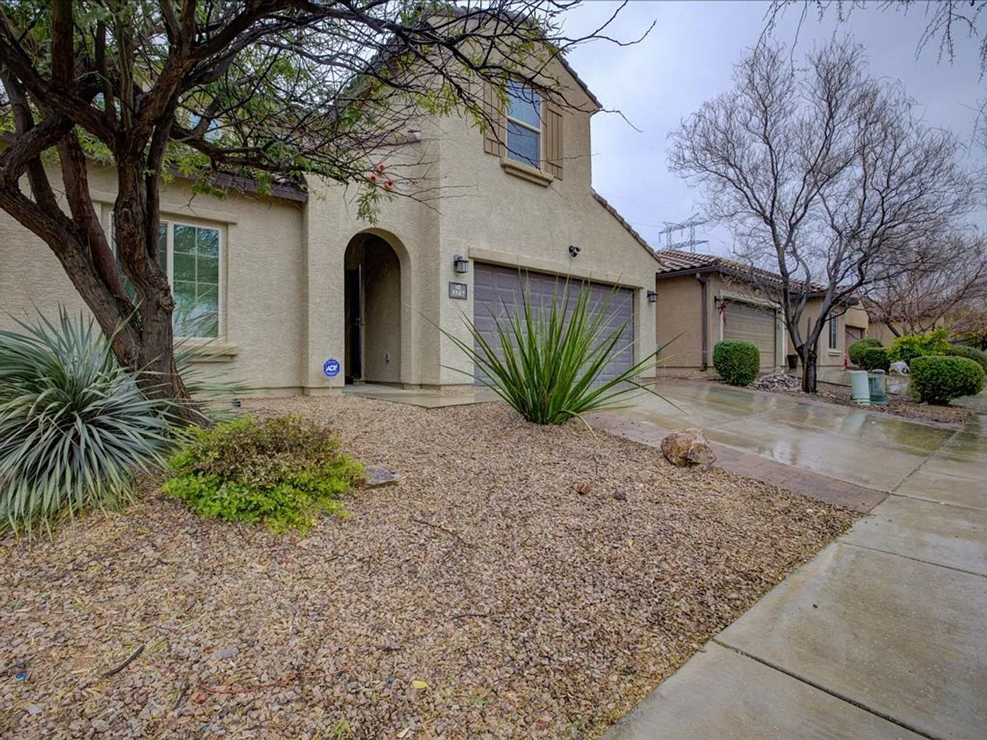 East Tucson 4 Bedroom 2.5 Bathroom with Solar in the Civano Community — Photo 2
