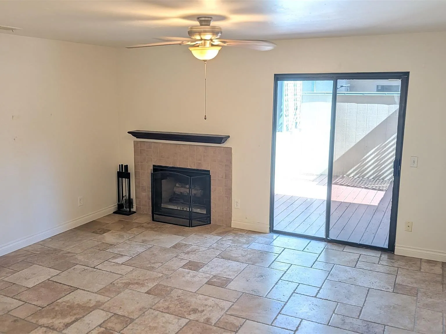 10009 Paseo Montril — Photo 4