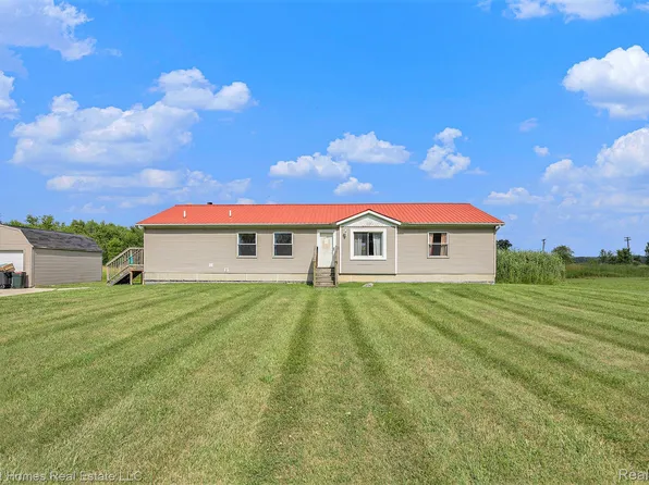 4268 Cade Rd, Mussey, MI 48014