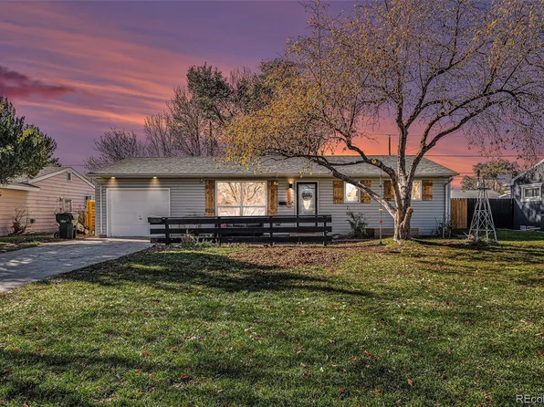 1002 S 10th Avenue, Sterling, CO 80751