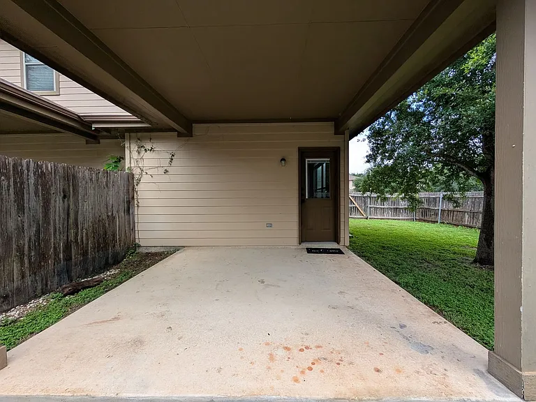 1032 Brown Rock Dr — Photo 24