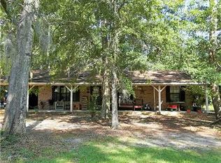 5705 McDonald Cir, Moss Point, MS 39562
