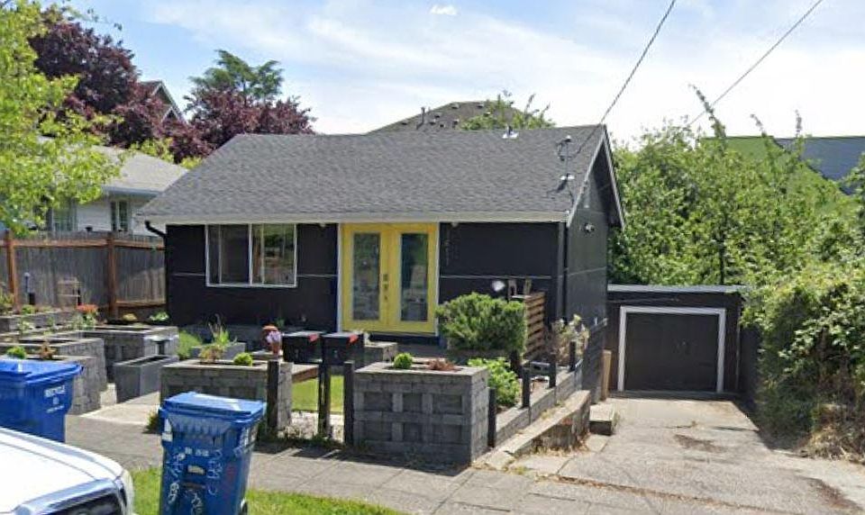 Front of Property, Garden Beds & Driveway
