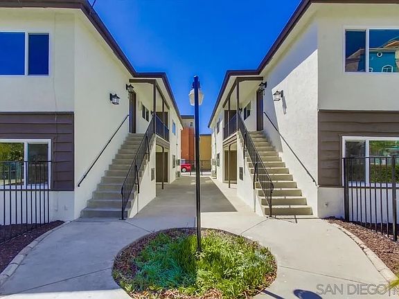 2nd image of 822-836 D Ave