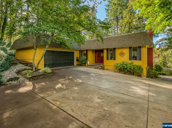 3090 Crestview Dr S, Salem, OR 97302