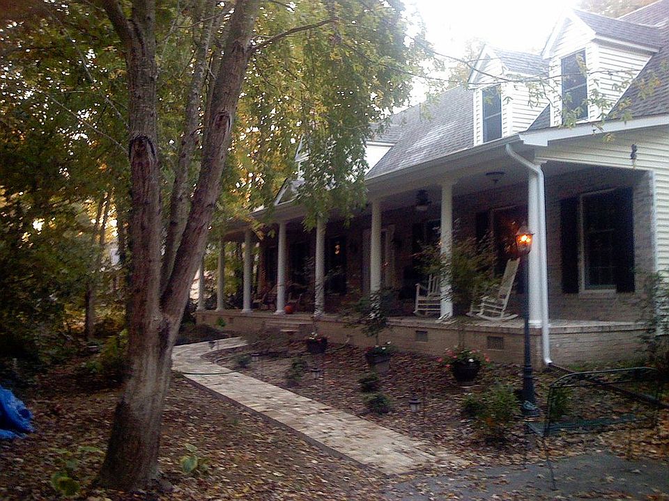 1st image of 35817 S Gloucester Cir