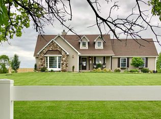 7375 State Rte W, Peace Valley, MO 65788