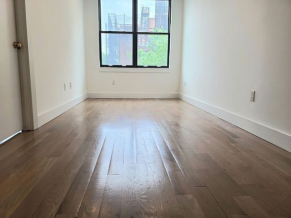 5th image of 333 Cypress Ave #D6
