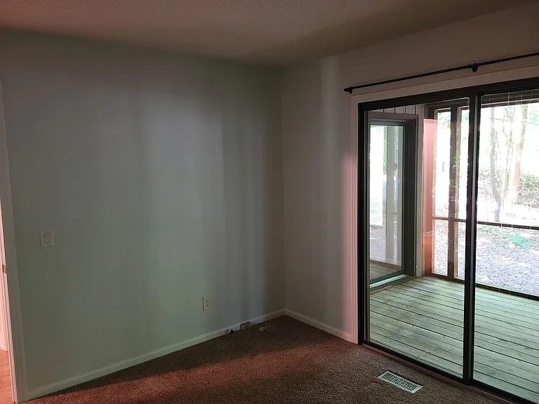 1811 Irish Blvd — Photo 19