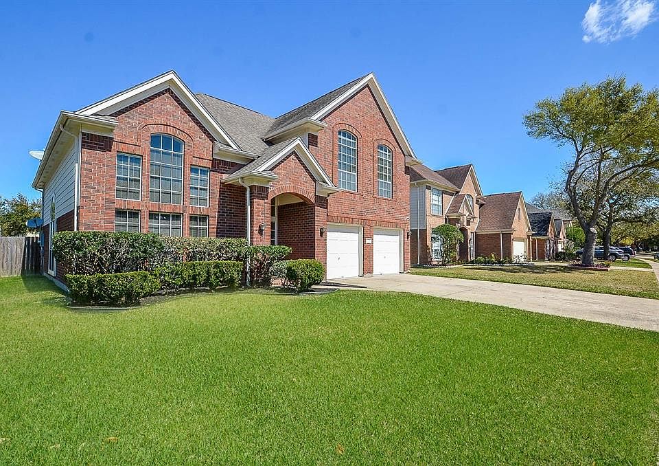 1st image of 15722 Brookwood Lake Pl