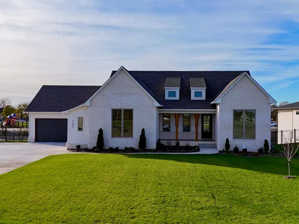 4605 N Cimarron Cir, Wichita, KS 67205