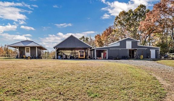 2nd image of 2753 Jarrell Ridge Rd