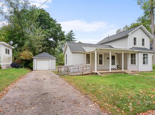 82 N Norwood Ave, Hillsdale, MI 49242
