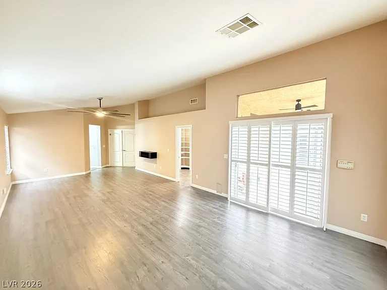 275 Macsnap Ave — Photo 18