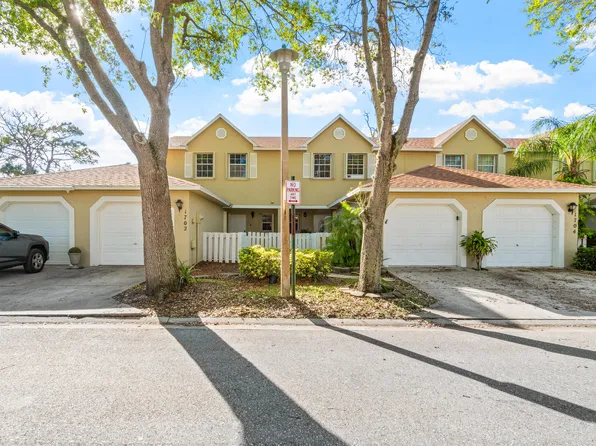 1702 Maplewood Drive, Greenacres, FL 33415
