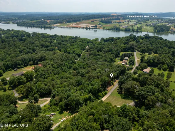 181 Pinecrest Dr, Loudon, TN 37774