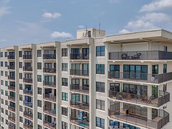 3rd image of 1901 1ST Street N #1701