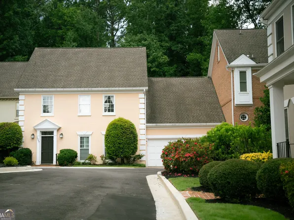 1044 Huntcliff, Sandy Springs, GA 30350
