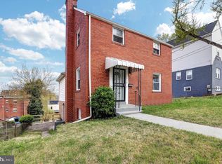 3918 1st St SW, Washington, DC 20032