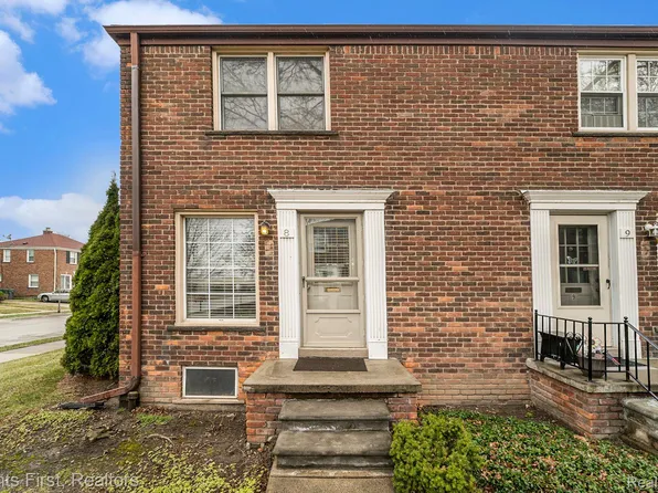 4600 Firestone St APT 8, Dearborn, MI 48126