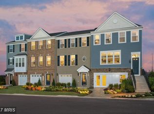 8907 Englewood Farms Dr, Manassas, VA 20112