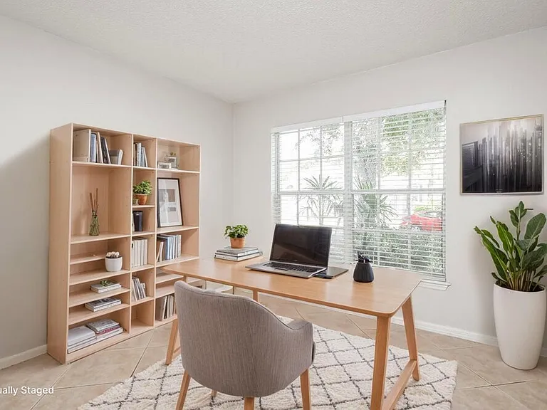 10832 Rushwood Way — Photo 15
