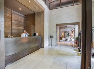 225 Rector Pl APT 8S, New York, NY 10280