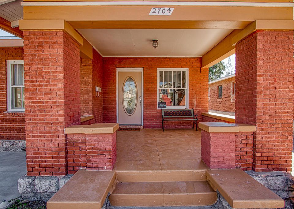 1st image of 2704 Copper Ave
