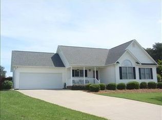 423 Carter Joshua Trl, Inman, SC 29349