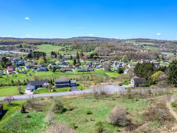 Mason Dr #6, Windber, PA 15963