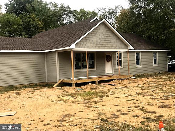 2nd image of 22215 Saint Louis Rd