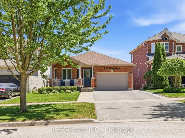 229 Union Ave, Scugog, ON L9L 2C7