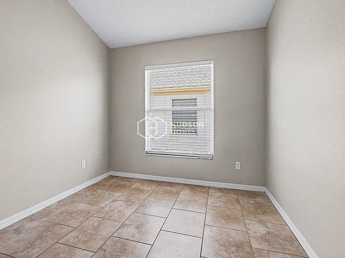 1555 Indian Oaks Trl — Photo 19
