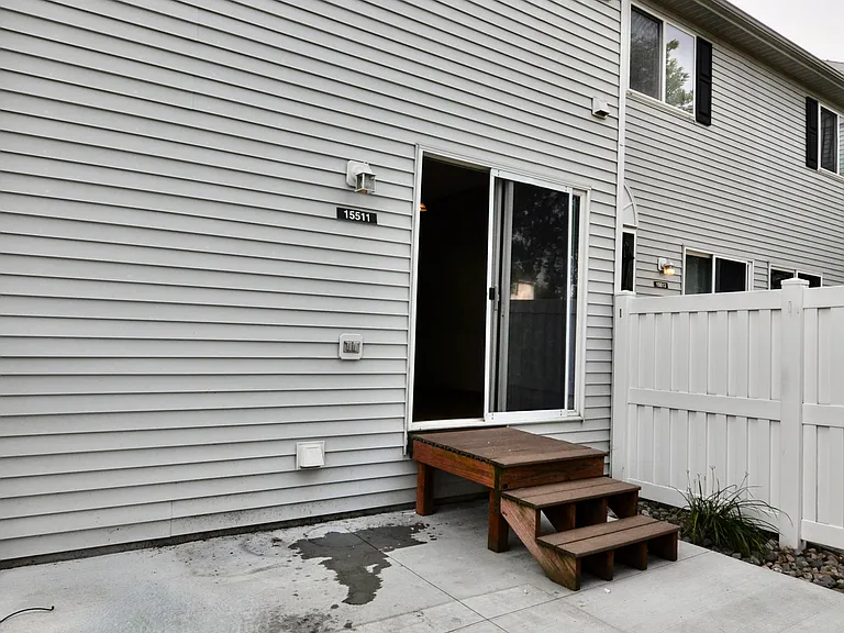 15511 Float Ln — Photo 20