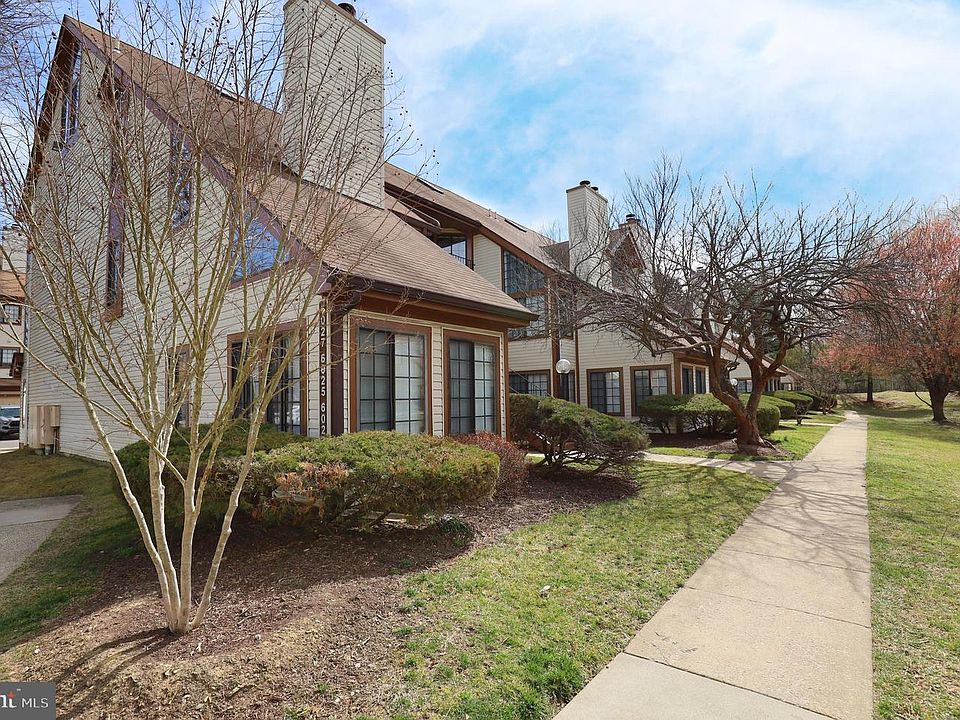 1st image of 6027 Curtier Dr #E