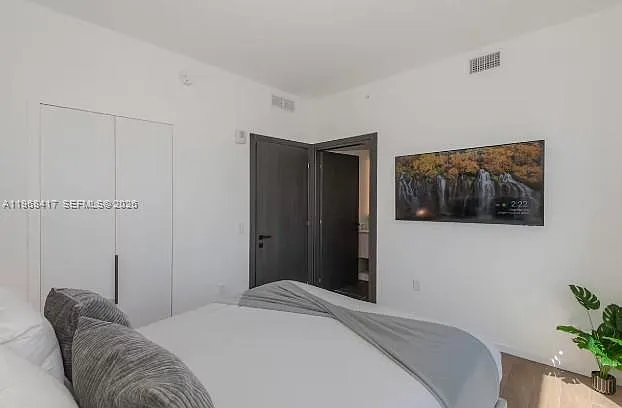 398 NE 5th St #3511 — Photo 11