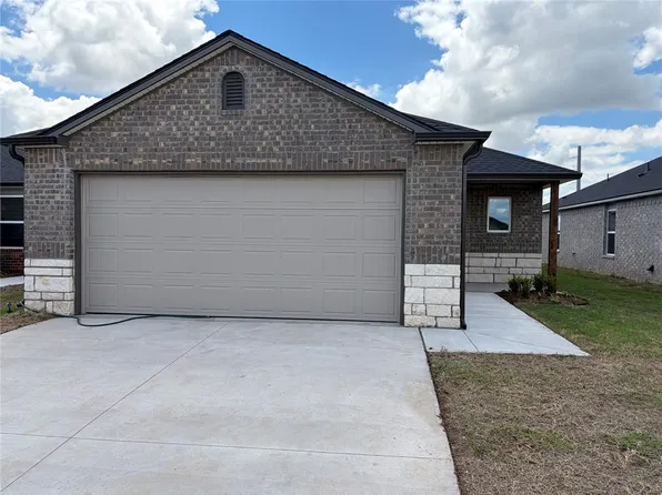 12821 Torretta Way, Yukon, OK 73099