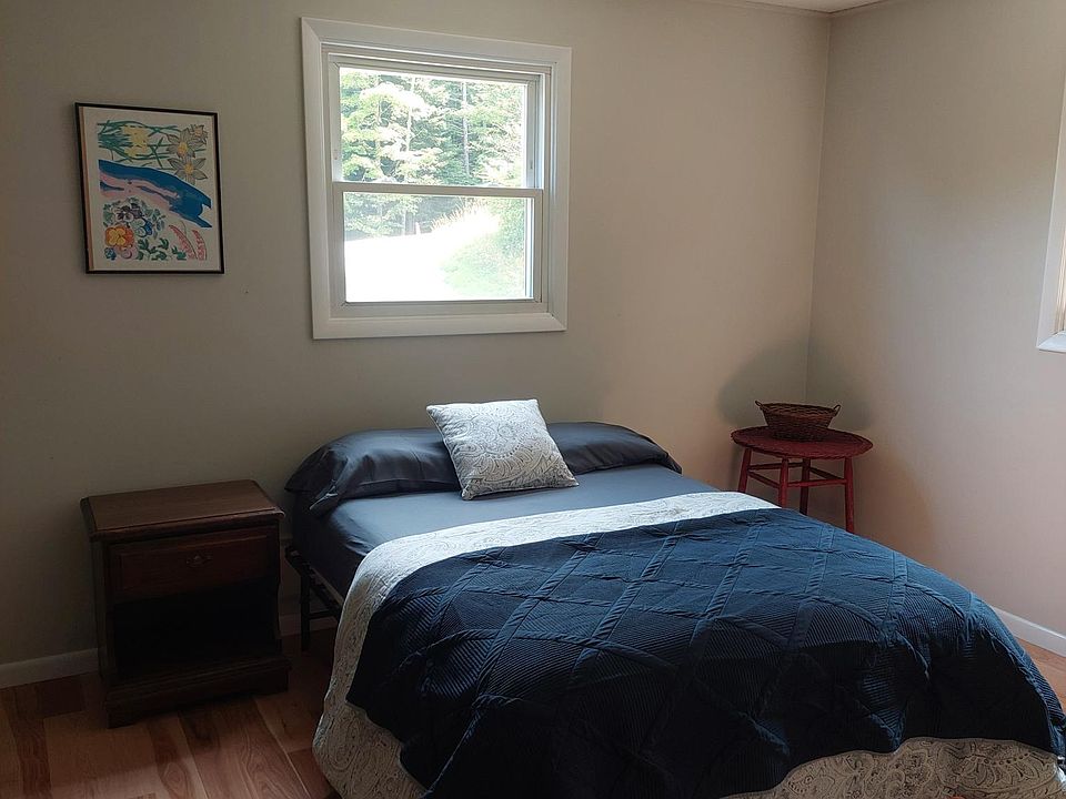 furnished room for rent -- $1500/month, utilities included. Double bed (memory foam) and desk for dedicated working space.