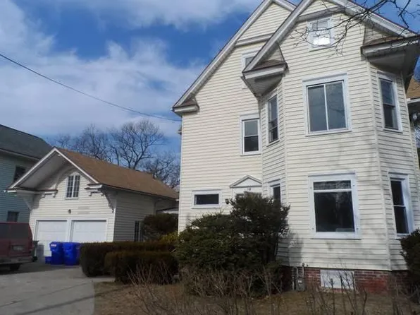 78 Berkshire St, Springfield, MA 01151