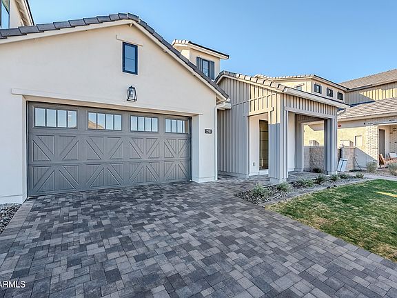 2nd image of 2745 E LONGHORN Drive