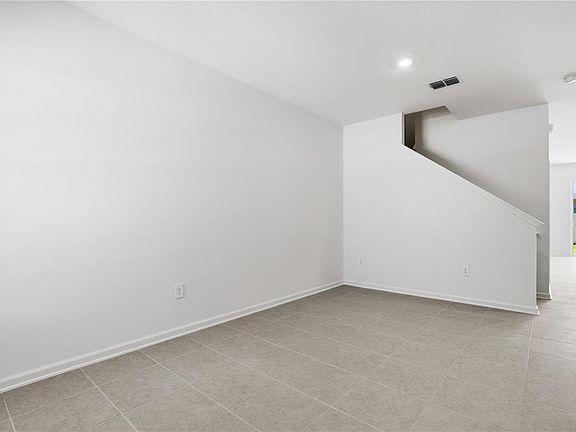 2nd image of 3080 Chromatic St