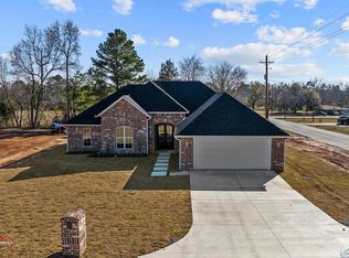 112 Hillcre St, Gladewater, TX 75647