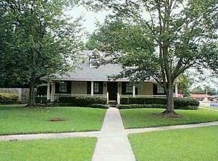 1770 Tallwood Dr, Baton Rouge, LA 70816