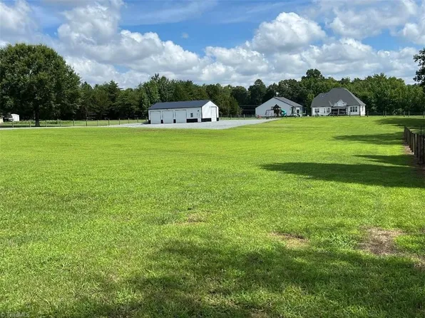 443 Arthur Tussey Rd, Lexington, NC 27295