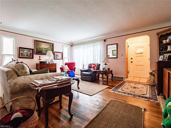 2nd image of 20265 Orchard Grove Ave