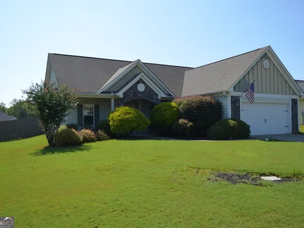 514 Constitution Dr, Forsyth, GA 31029